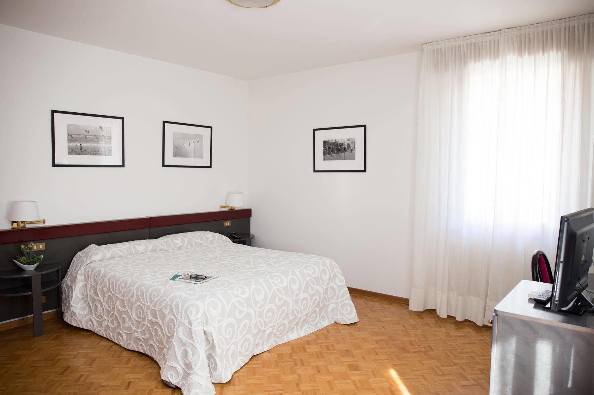 Hotel Pittini Gemona del Friuli Eksteriør bilde